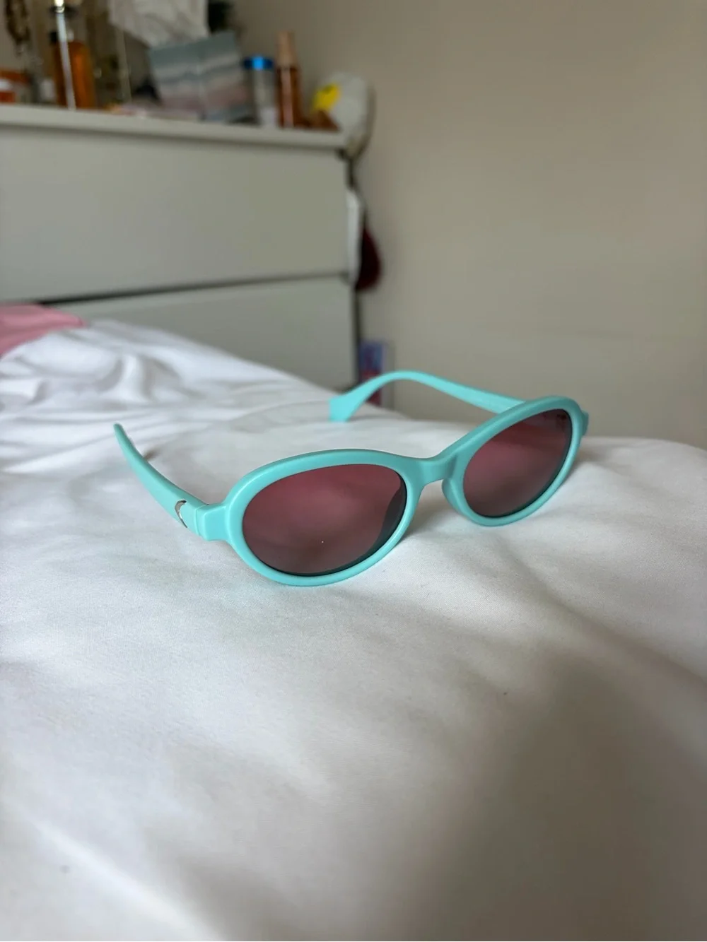 Teal Sojos Sunglasses with Pink Lenses
